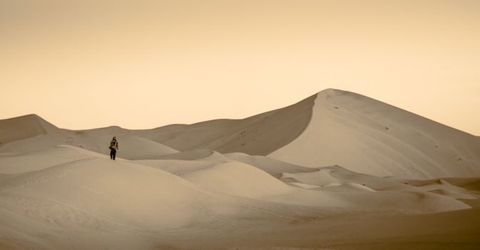 Sand, Staub und Sterne: 5 Wüsten, die dein Weltbild verschieben 🏜️