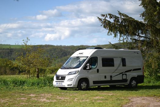 Wohnmobil mieten: Was kostet das wirklich? 🚐