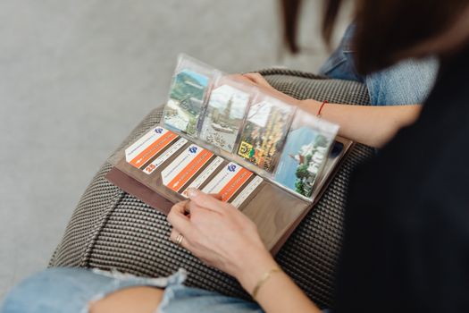 Reisedokumente organisieren: So behältst du den Überblick ✈️