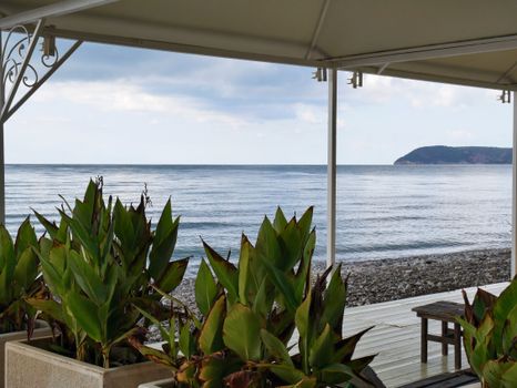 Montenegro schlafen: Vom Hostelbett zur Stein-Villa 🏔️
