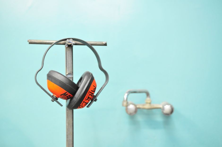 Noise-Cancelling-Kopfhörer für Langstreckenflüge ✈️